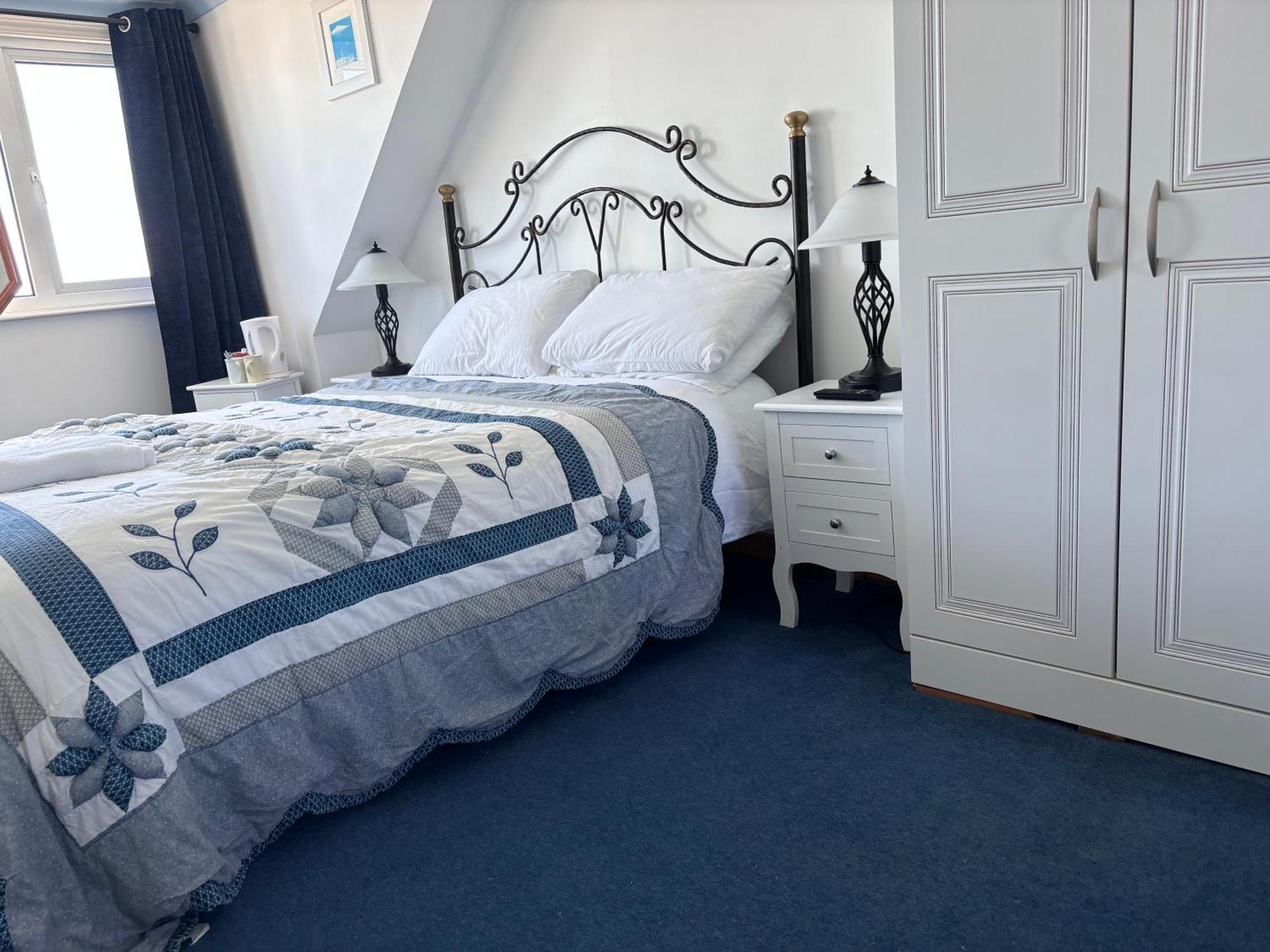 Braye Bonjour Guest House מראה חיצוני תמונה