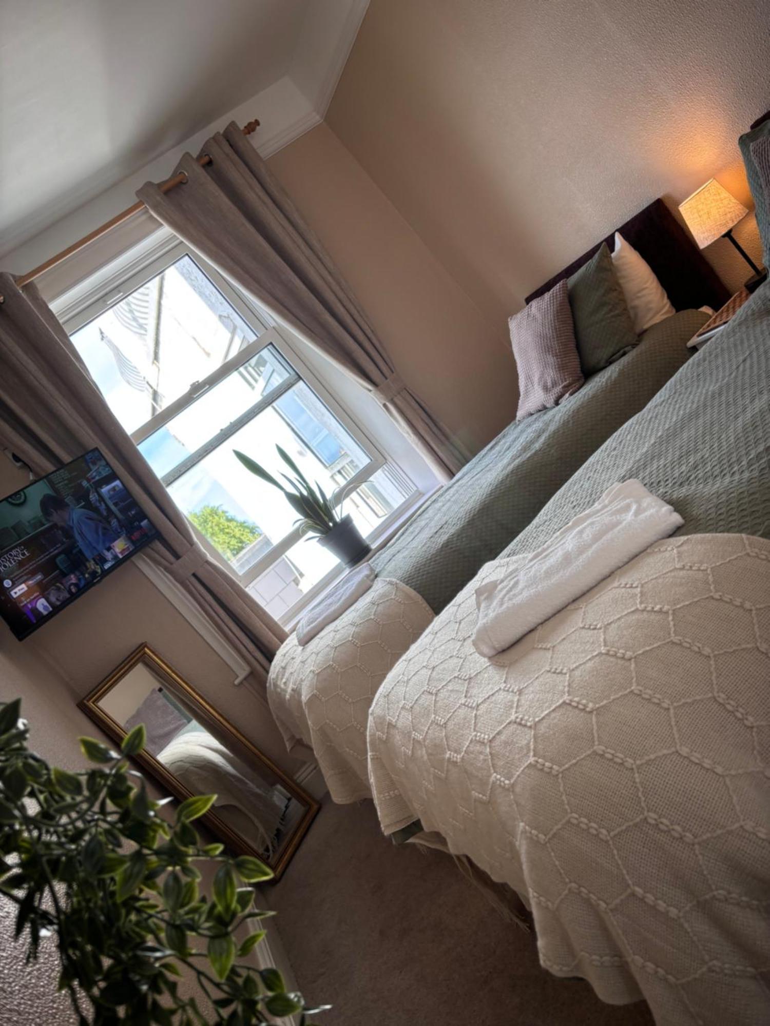 Braye Bonjour Guest House מראה חיצוני תמונה